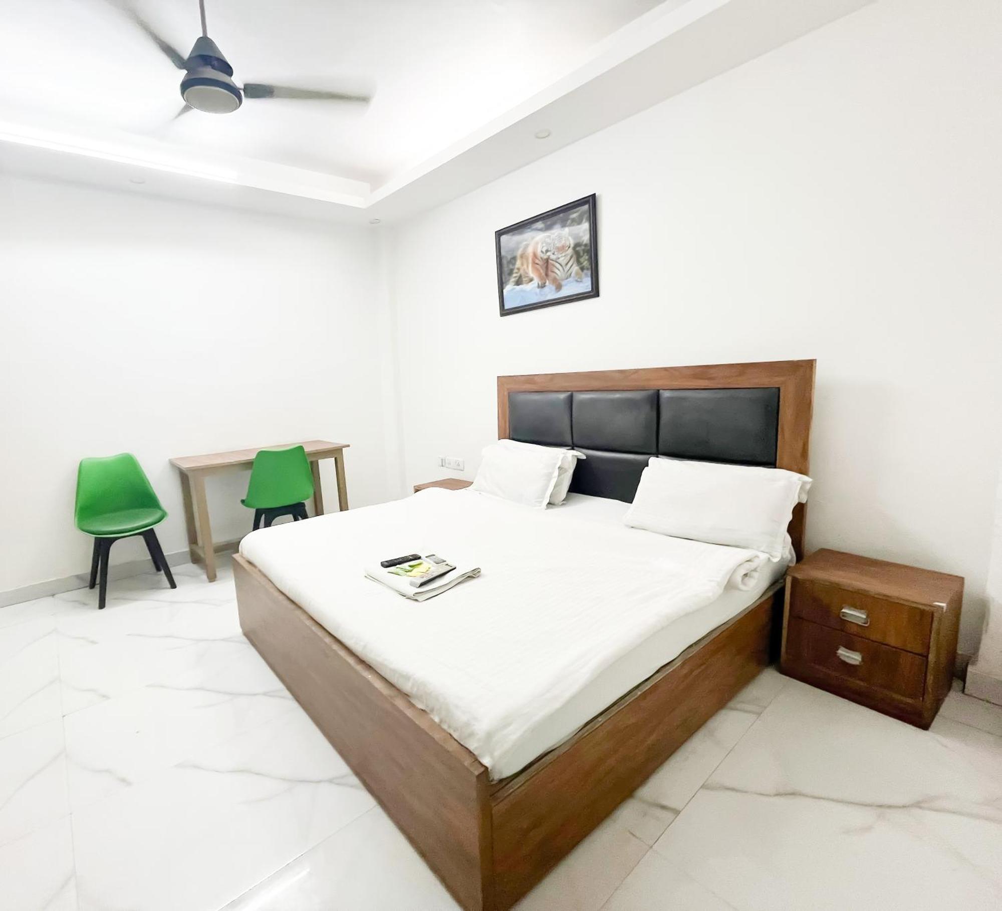 Classic Nizamudinn Railway Station 3* New Delhi